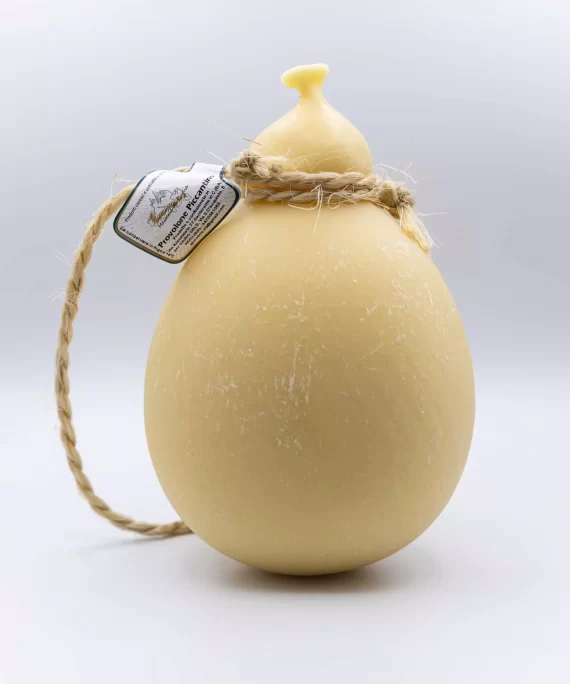 Provolone piccantino